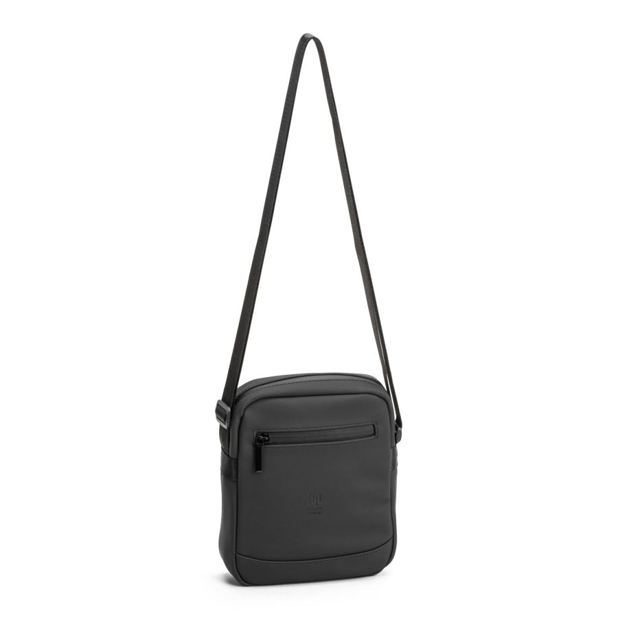 Escape Bergen crossover black